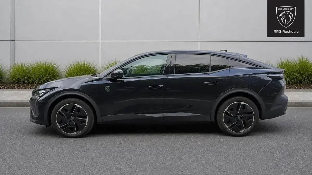 Used Peugeot e-408 GT 152 kW (207 HP) 2025 Black SUV