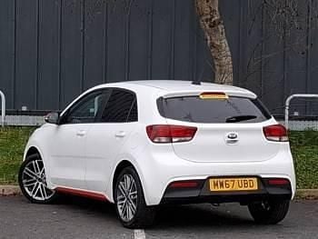 Used Kia Rio 2017 White Hatchback