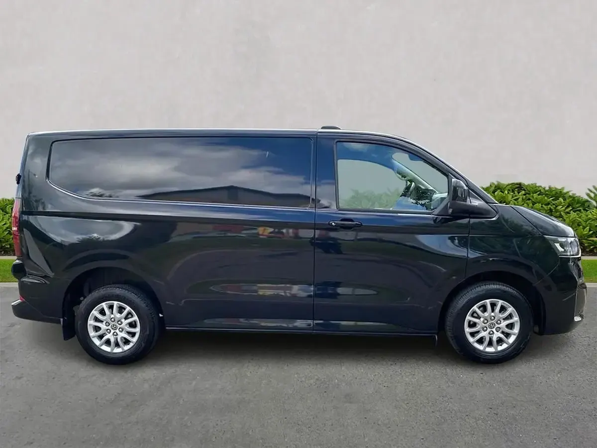Used VW Transporter Pro 2025 Black Van