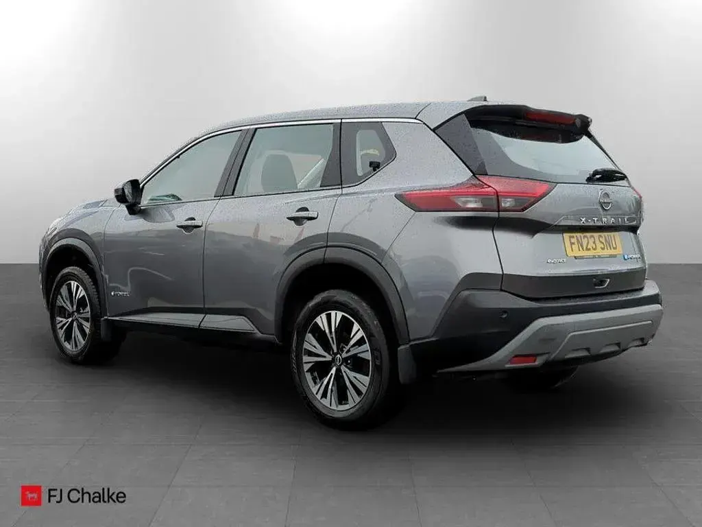 Used Nissan X-Trail Acenta Premium 213 HP (156 kW) 2023 Grey SUV
