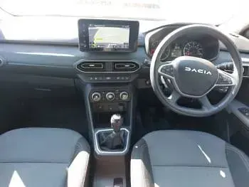 Used Dacia Jogger Extreme 109 HP (80 kW) 2025 Green MPV