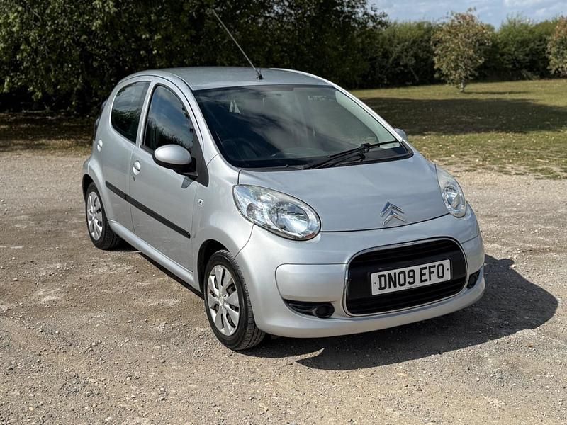 Grey Used 2009 Citroën C1 VTR Sport Hatchback | £1,995 (Fair price) - Image 1/4