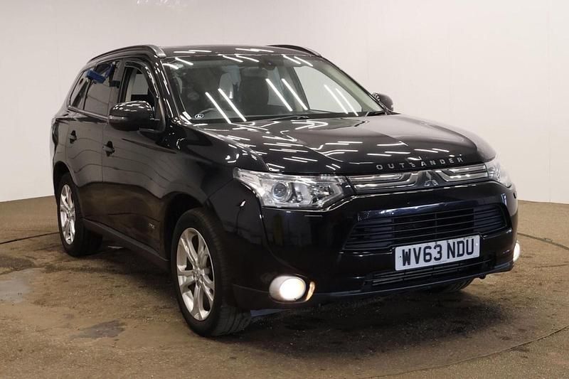 Used Mitsubishi Outlander 2013 Black SUV