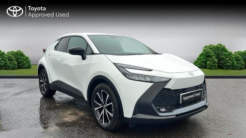 Used Toyota C-HR Design 223 HP (164 kW) 2024 White SUV