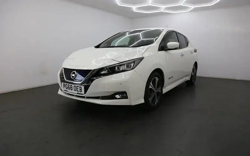 Used Nissan Leaf Tekna 110 kW (150 HP) 2022 Hatchback