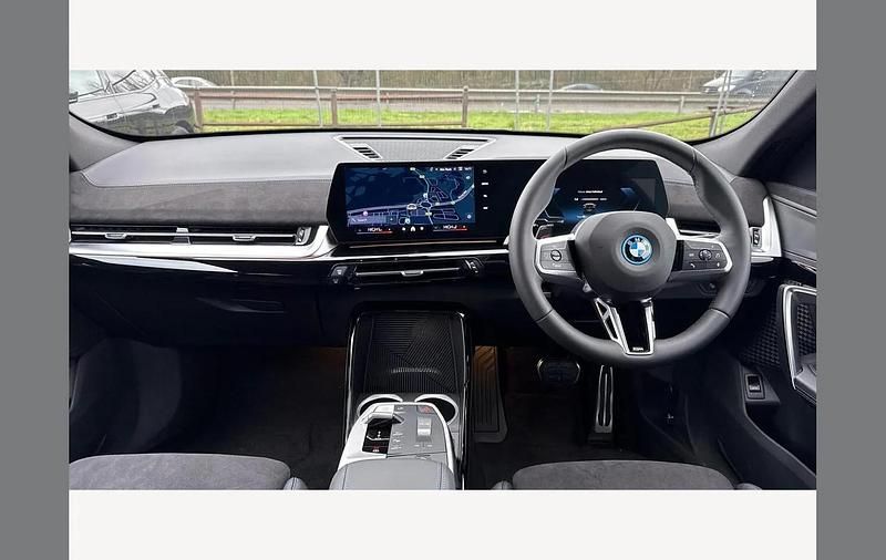 New BMW iX2 M Sport 230 kW (313 HP) 2025 Black SUV