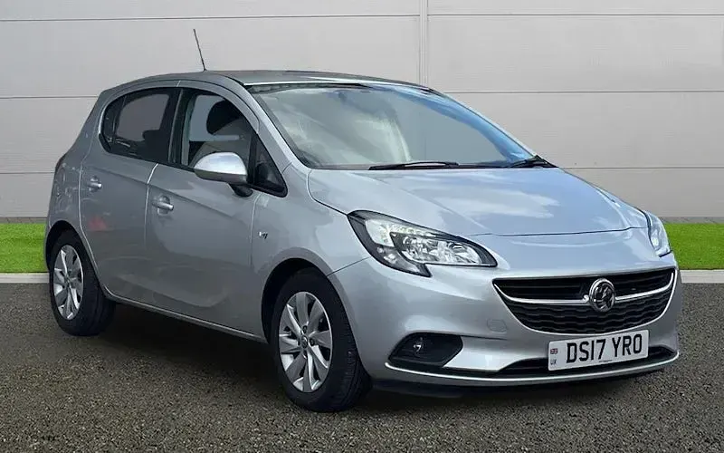 Used Vauxhall Corsa Design Edition 75 HP (55 kW) 2017 Hatchback