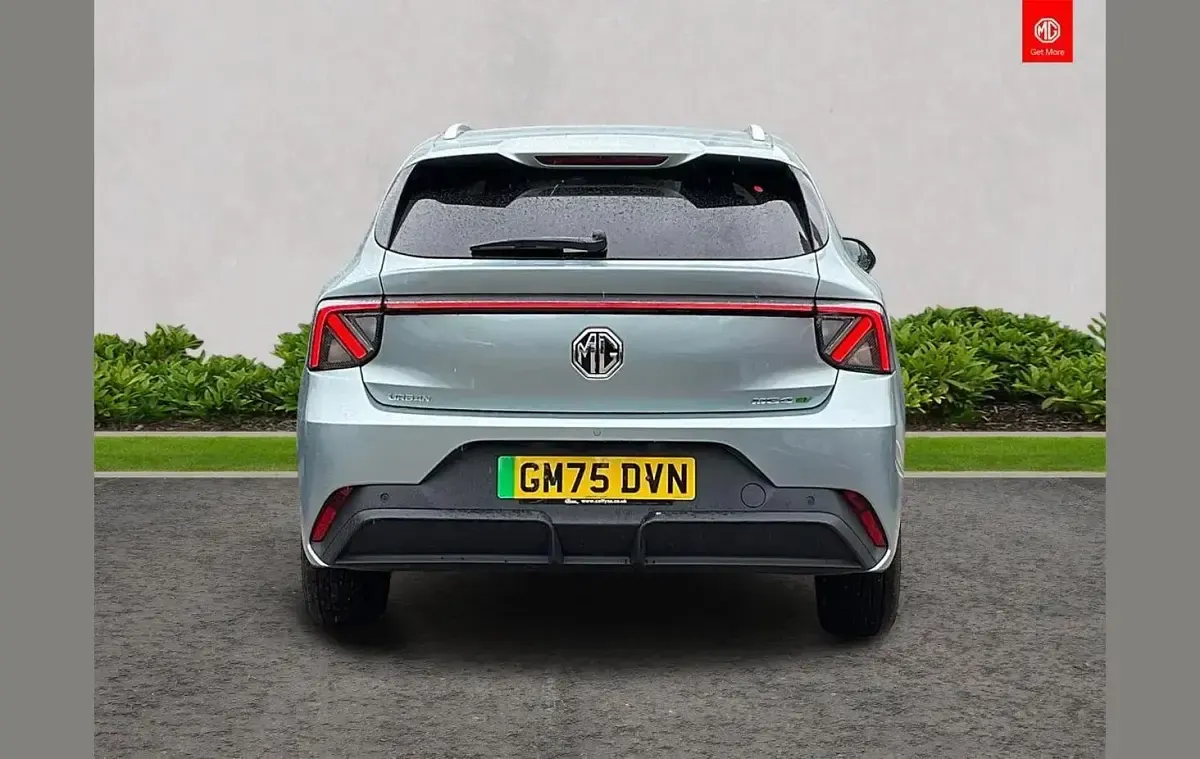 New MG MG4 EV 116 kW (158 HP) 2026 Green Hatchback