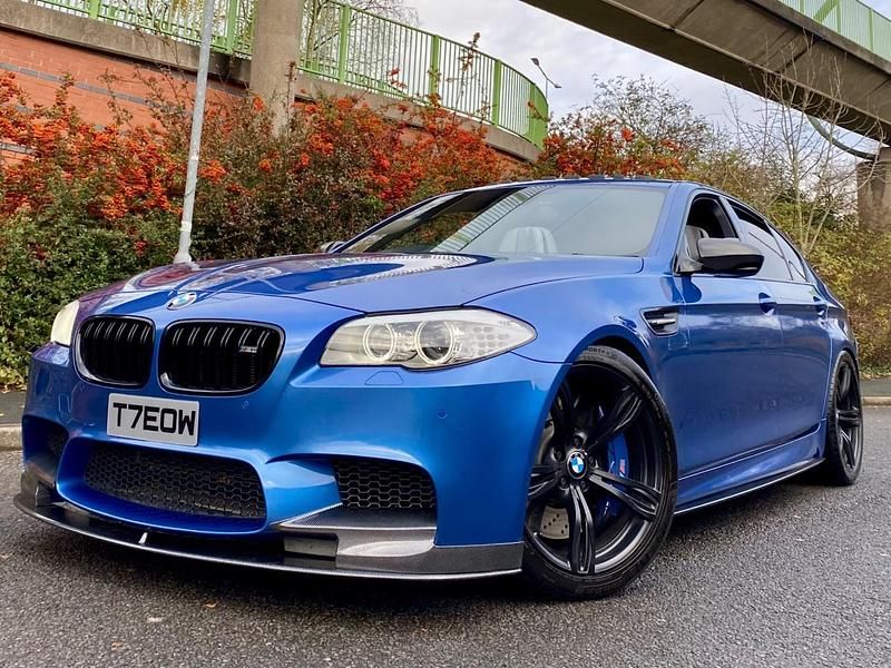 Used BMW M5 720 HP (529 kW) 2011 Blue Sedan