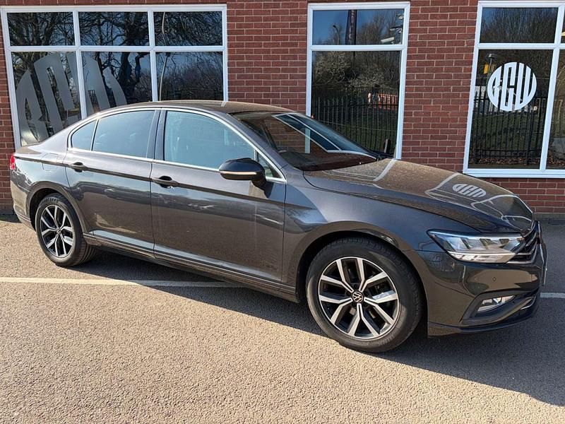 Used VW Passat SEL 150 HP (110 kW) 2020 Grey Sedan