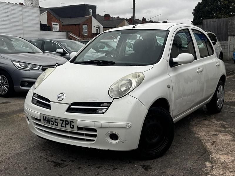 Used Nissan Micra SE 79 HP (58 kW) 2006 White Hatchback