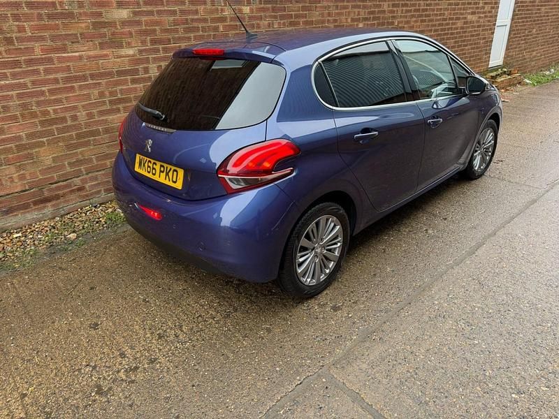 Used Peugeot 208 Allure 2017 Blue Hatchback