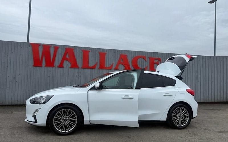 Usado Ford Focus Titanium X 125 HP (91 kW) 2021 Citadino