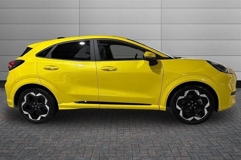New Ford Puma Premium 168 HP (123 kW) 2025 Yellow SUV