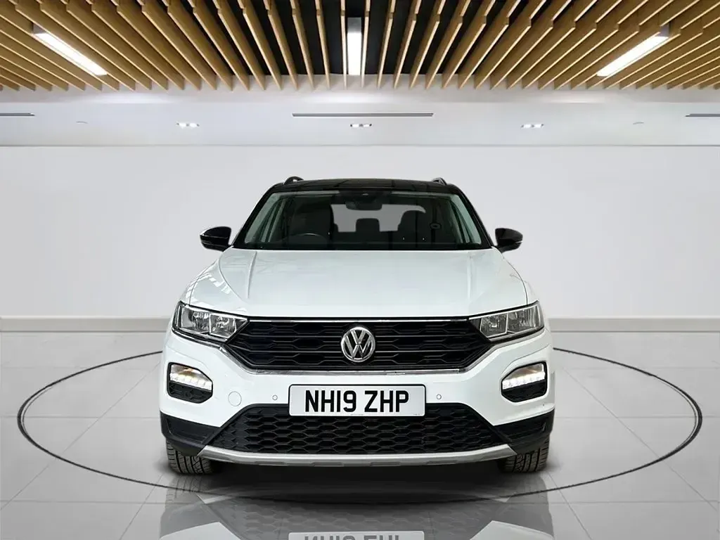 Second-hand VW T-Roc Design 115 CP (84 kW) 2019 Alb SUV