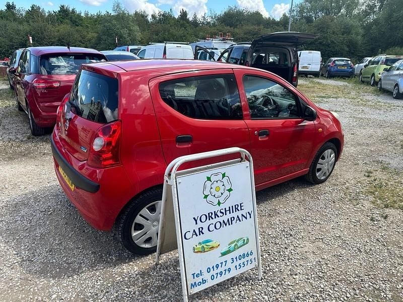 Red Used 2009 Nissan Pixo Visia Hatchback | £2,000 (Fair price) - Image 1/4