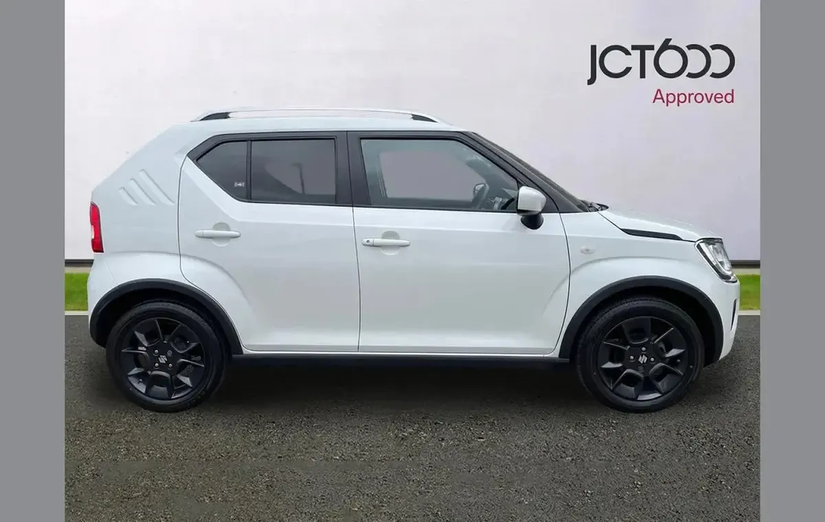 Used Suzuki Ignis SZ-T 83 HP (61 kW) 2021 White SUV