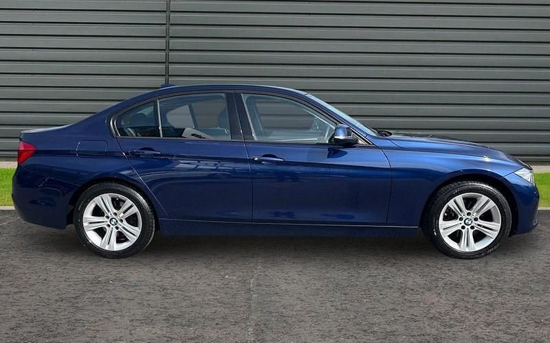 Begagnad BMW 320 Sport Line 190 HK (139 kW) 2018 Sedan