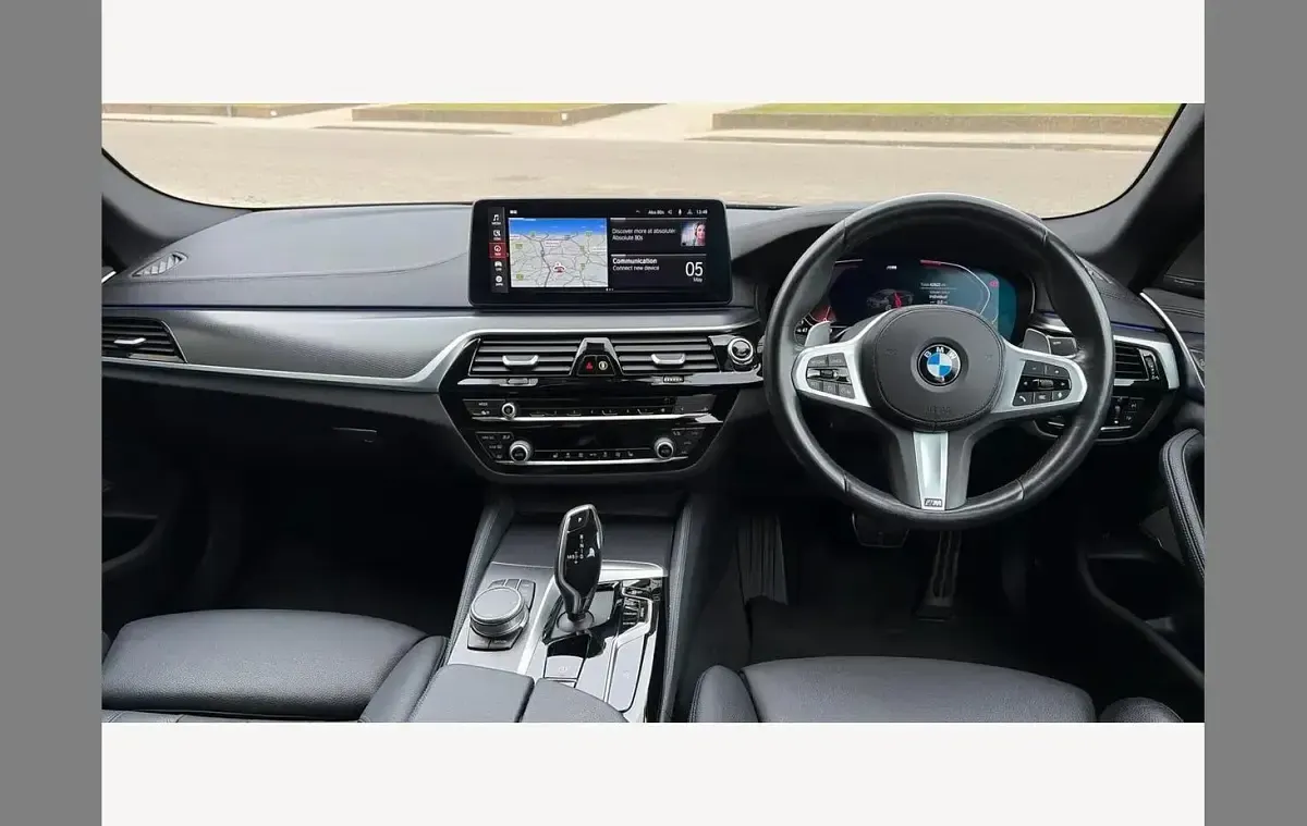 Used BMW 530 M Sport 281 HP (206 kW) 2022 Blue Sedan