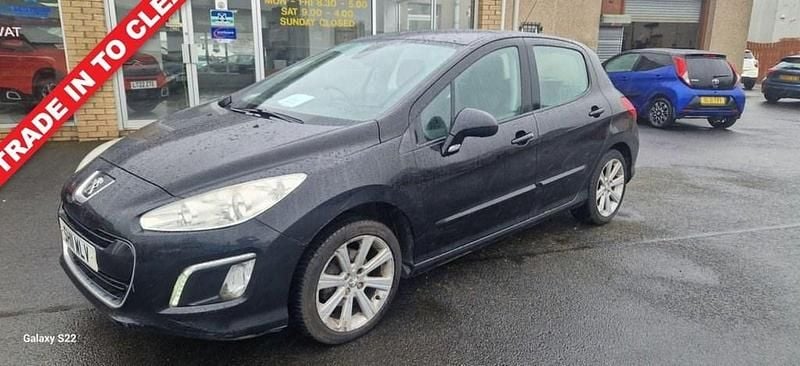 Used Peugeot 308 Active 120 HP (88 kW) 2011 Black Hatchback