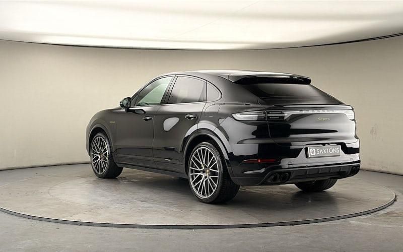 Used Porsche Cayenne E-Hybrid Coupe Platinum Edition 462 HP (339 kW) 2022 Coupe