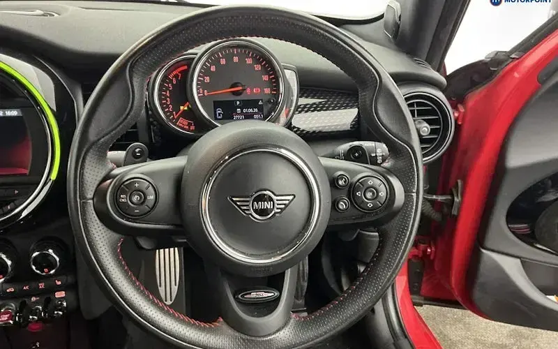 Used Mini Cooper S Hatch 192 HP (141 kW) 2020 Red Hatchback