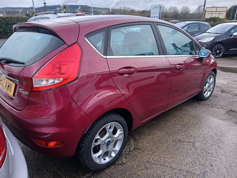 Used Ford Fiesta Zetec 2012 Red Hatchback