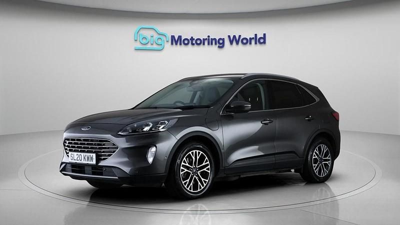 Używany Ford Kuga Titanium 190 KM (139 kW) 2020 Szary SUV