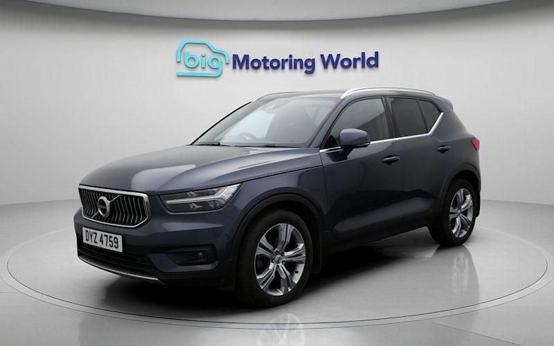 Used Volvo XC40 Inscription 197 HP (144 kW) 2021 Blue SUV