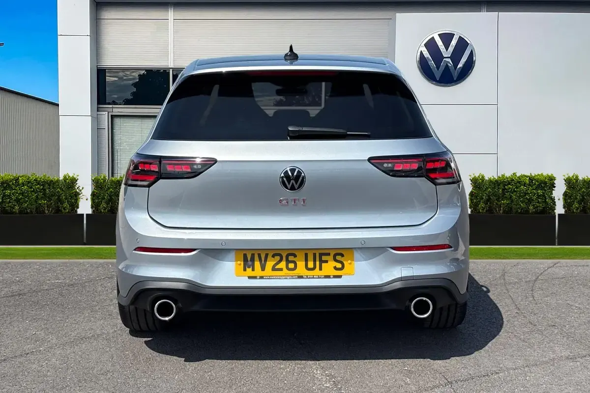Used VW Golf VIII GTI 265 HP (194 kW) 2026 Silver Hatchback