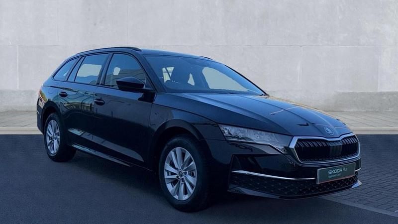 Black magic Used 2024 Skoda Octavia SE Technology Estate | £23,450 (A bit pricey) - Image 1/4