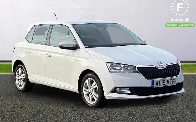 Used Skoda Fabia SE 75 HP (55 kW) 2019 White Hatchback