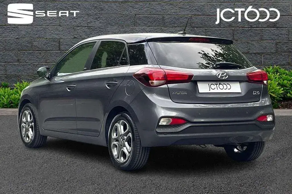 Used Hyundai i20 83 HP (61 kW) 2020 Grey Hatchback