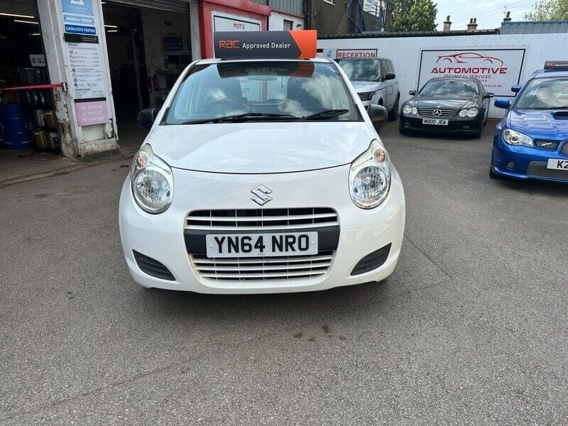 White Used 2014 Suzuki Alto Hatchback | £2,300 (Good price) - Image 1/4