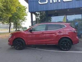 Used Nissan Qashqai N-TEC 140 HP (102 kW) 2020 Red SUV