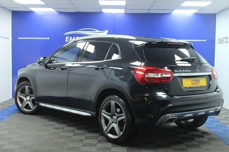 Used Mercedes GLA220 AMG line 2018 Black SUV