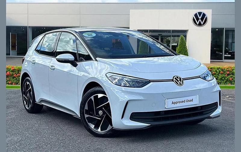 Used VW ID.3 Pro 150 kW (204 HP) 2023 White Hatchback