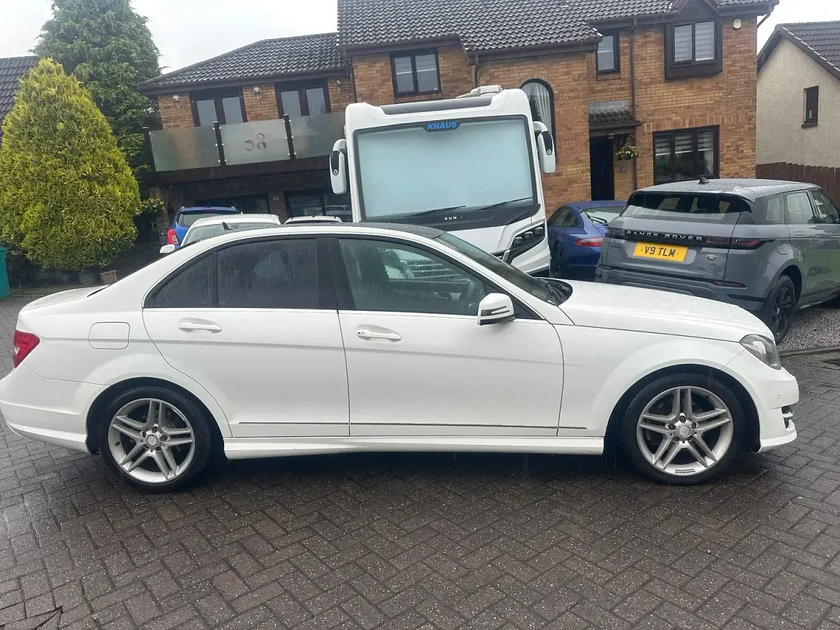 Used Mercedes C180 AMG 156 HP (114 kW) 2013 White Sedan