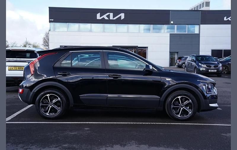 Used Kia Niro 127 HP (93 kW) 2025 Black SUV