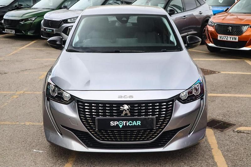 Used Peugeot 208 Allure+ 129 HP (94 kW) 2023 Grey Hatchback