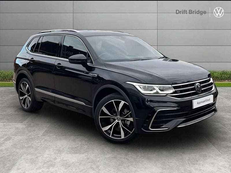 Black Used 2025 VW Tiguan Allspace R-line SUV | £34,795 (Fair price) - Image 1/4