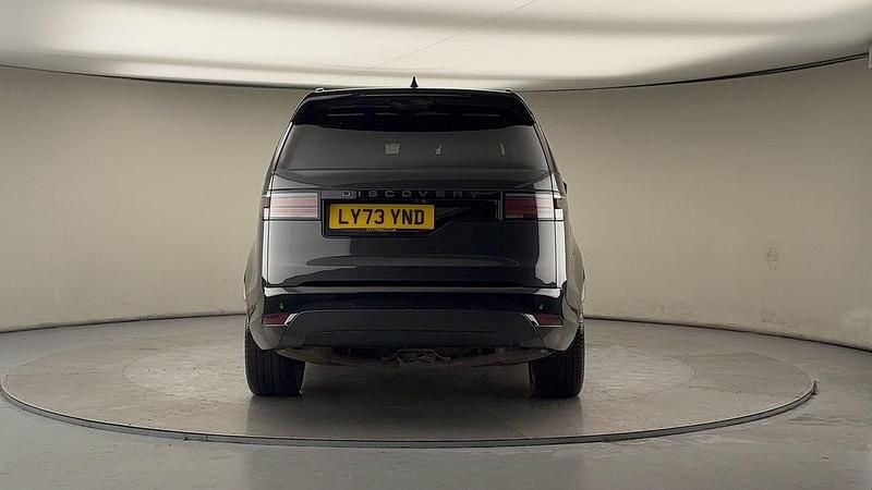 Used Land Rover Discovery 5 HSE Dynamic 300 HP (220 kW) 2024 Carpathian grey SUV