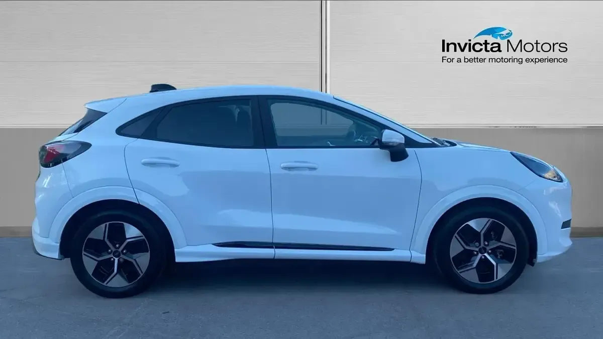 Used Ford Puma Select 122 kW (167 HP) 2025 White SUV