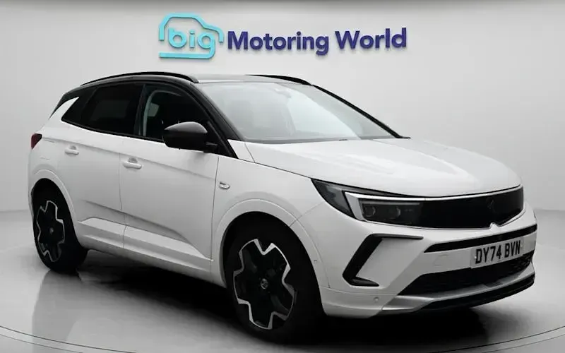 Used Vauxhall Grandland X Ultimate 131 HP (96 kW) 2024 SUV