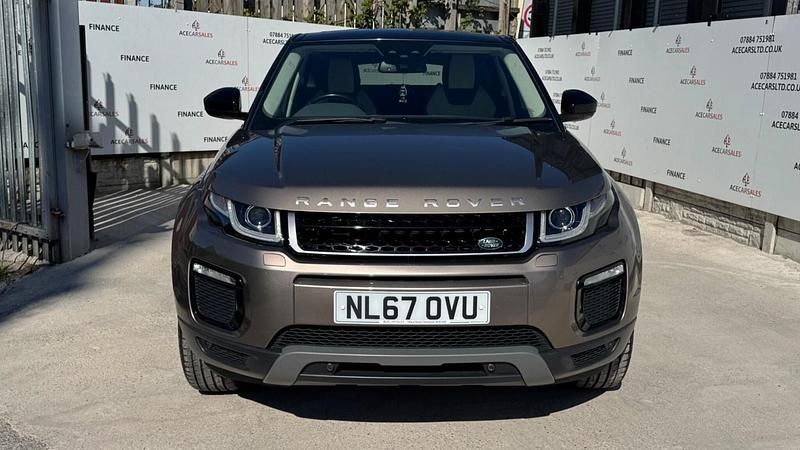 Used Land Rover Range Rover evoque SE 2017 Brown Estate