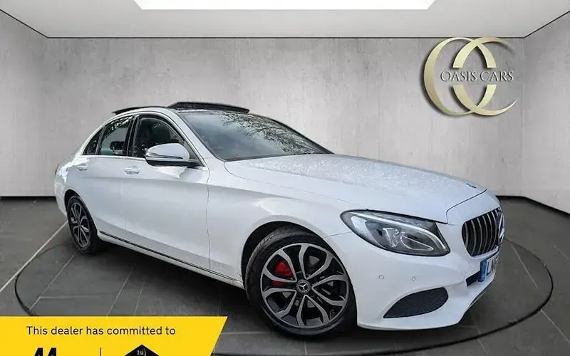 Used Mercedes C200 Premium 184 HP (135 kW) 2017 Sedan