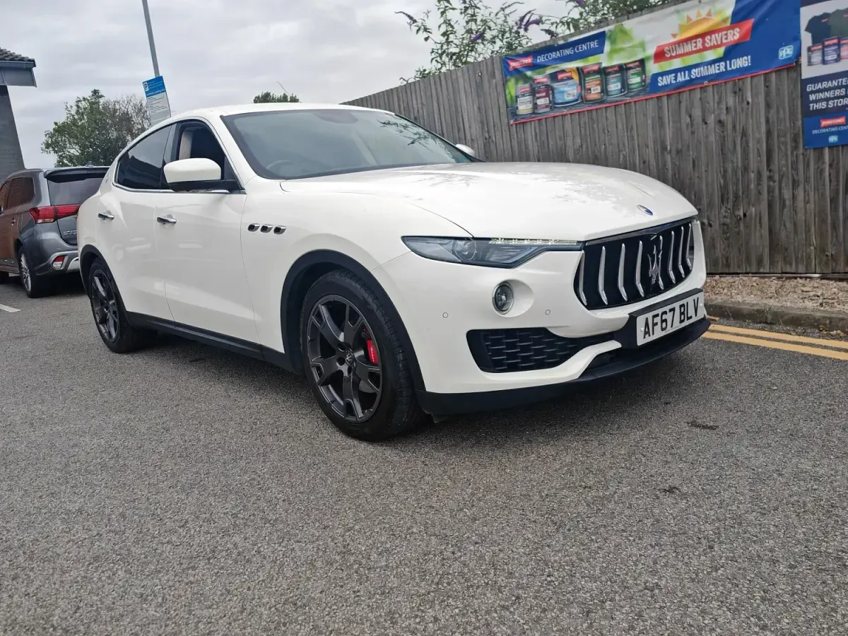 Used Maserati Levante 275 HP (202 kW) 2017 White SUV