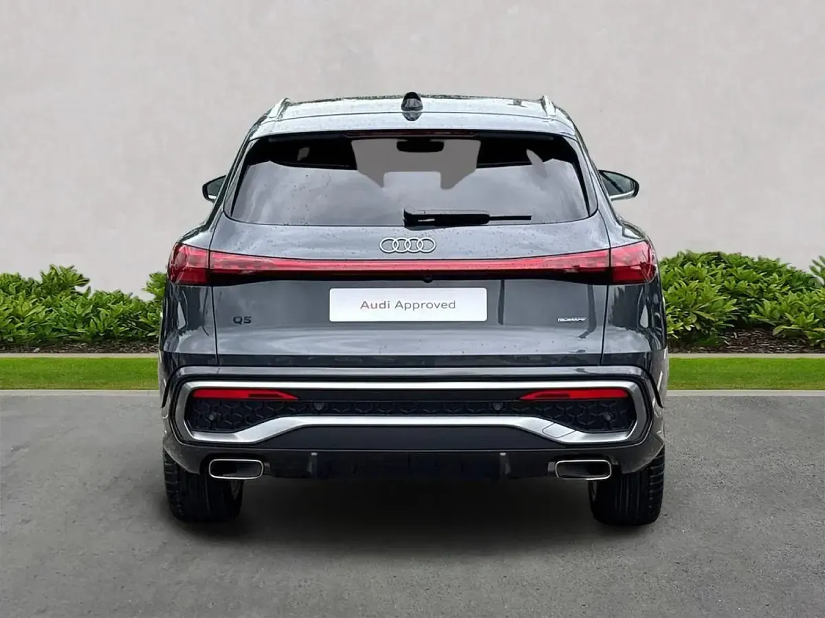 Used Audi Q5 S-Line 200 HP (147 kW) 2026 Grey SUV