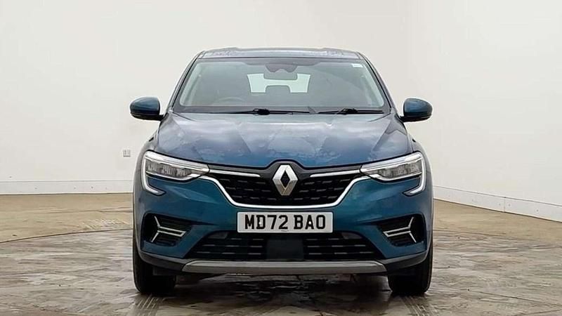 Used Renault Arkana Iconic 142 HP (104 kW) 2023 Blue  SUV