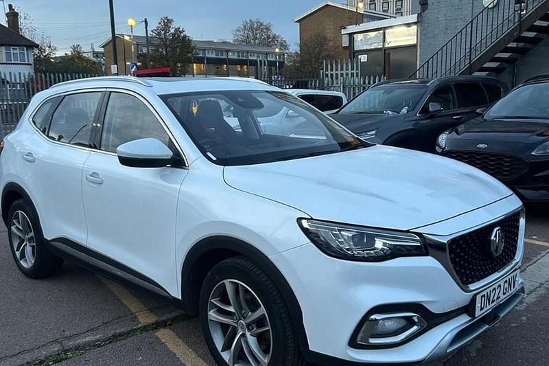 White Used 2022 MG HS Exclusive SUV | £13,490 (Good price) - Image 1/1